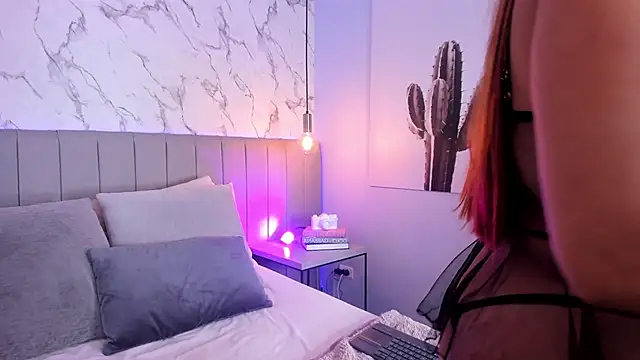 Karlla Brown online show from October 29, 2025, 1:32 pm