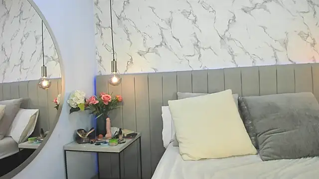 Karlla Brown online show from October 19, 2025, 6:54 pm