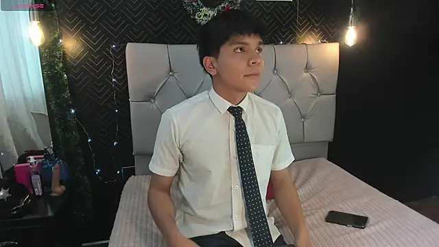 Thiago Kozak online show from November 25, 2025, 12:38 pm