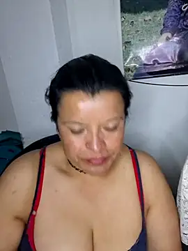 Hanna Kieran online show from October 22, 2025, 3:55 pm