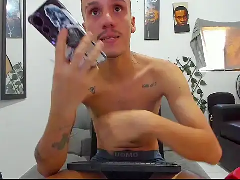 Latins Boss online show from July 14, 2026, 5:19 pm