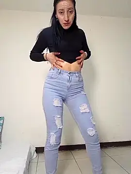 Oriana111 online show from October 12, 2025, 5:53 am