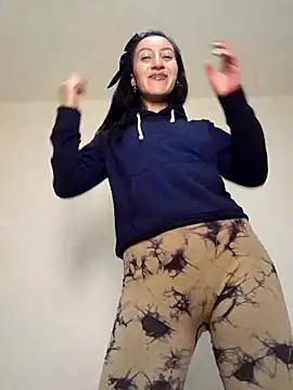 Oriana111 online show from October 28, 2025, 3:51 am