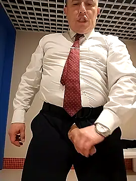 BigCristh79 online show from March 25, 2026, 4:23 am