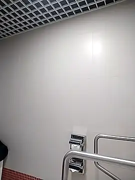 BigCristh79 online show from November 12, 2025, 7:34 am