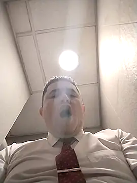 BigCristh79 online show from April 5, 2026, 5:03 am