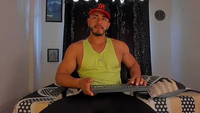 magnusclark online show from December 1, 2025, 6:09 pm