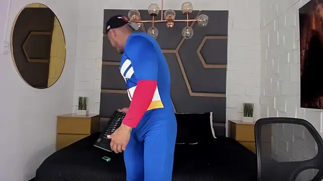 magnusclark online show from September 17, 2025, 7:38 pm