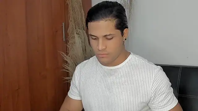 Evansdark1 online show from October 4, 2025, 3:19 am