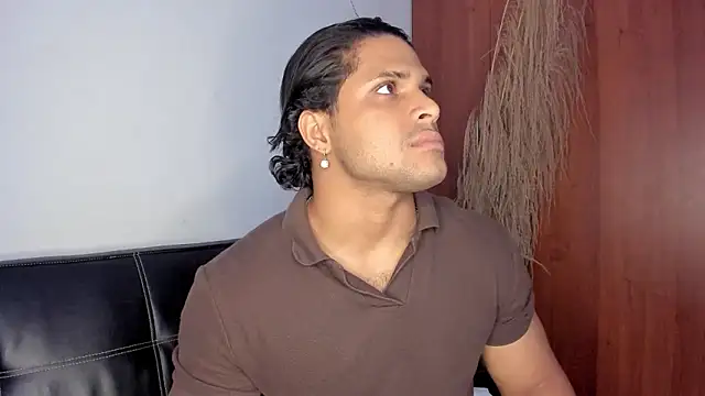 Snapshot of Evansdark1 chatting on January 18, 2026, 10:24 pm Evansdark1 online show from January 18, 2026, 10:24 pm