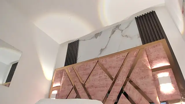 kandy bronw online show from October 22, 2025, 1:38 am