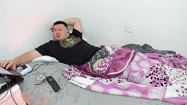 Snapshot of fuckynations chatting on February 3, 2026, 6:22 am fuckynations online show from February 3, 2026, 6:22 am