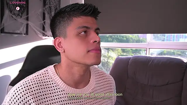 tyler muscle1 online show from October 13, 2025, 10:10 pm