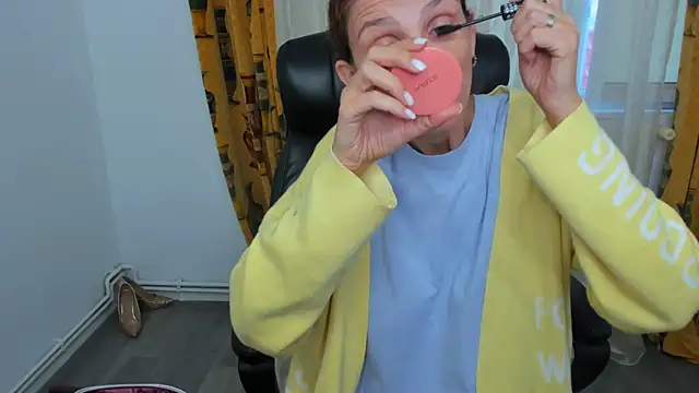 NaughtyWifey1 online show from September 10, 2025, 4:44 am