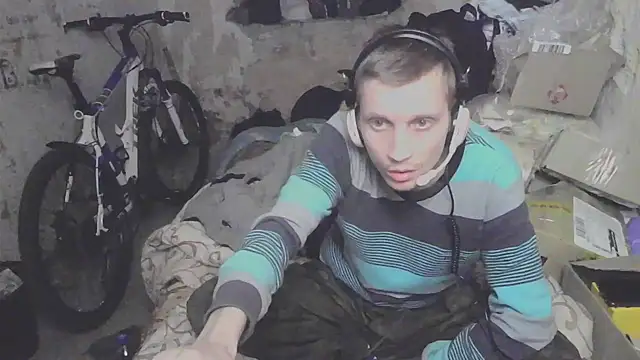 makarov1993 online show from October 13, 2025, 7:15 pm