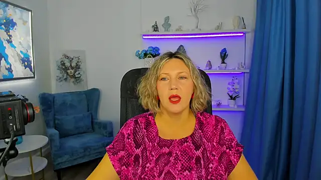 NinaStarle online show from November 9, 2025, 4:38 am