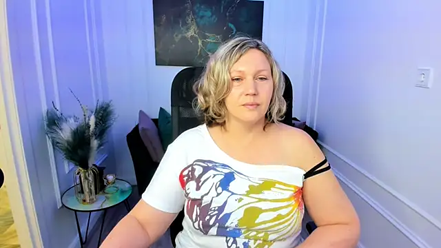 Snapshot of NinaStarle chatting on May 20, 2026, 4:31 am NinaStarle online show from May 20, 2026, 4:31 am