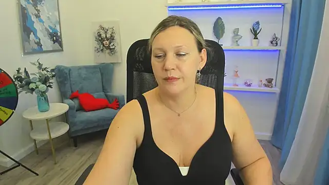 Snapshot of NinaStarle chatting on May 14, 2026, 11:40 am NinaStarle online show from May 14, 2026, 11:40 am