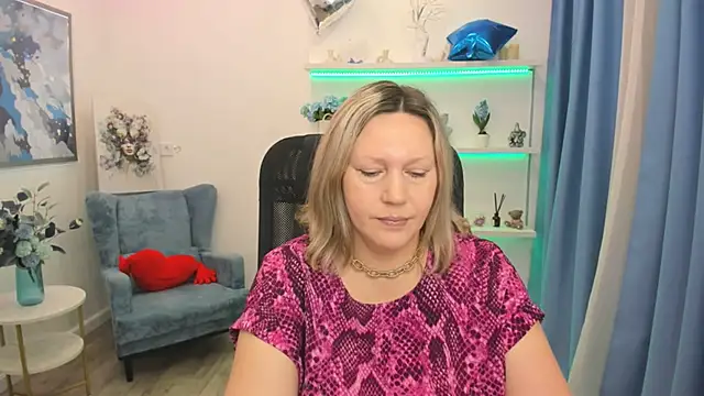 Snapshot of NinaStarle chatting on April 23, 2026, 4:30 am NinaStarle online show from April 23, 2026, 4:30 am