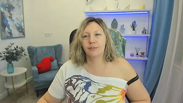 Snapshot of NinaStarle chatting on May 10, 2026, 4:38 am NinaStarle online show from May 10, 2026, 4:38 am