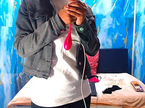 ebonyfirexx online show from October 21, 2025, 5:51 am