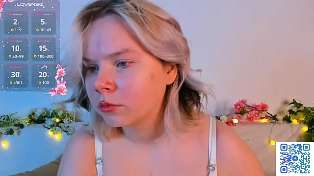 Snapshot of girlllsooft chatting on November 13, 2025, 1:31 am girlllsooft online show from November 13, 2025, 1:31 am