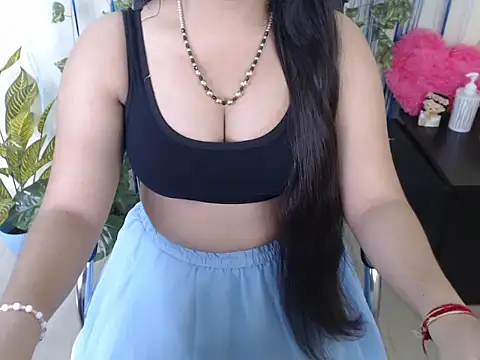 Snapshot of anika_bold chatting on September 21, 2025, 3:33 am anika bold online show from September 21, 2025, 3:33 am