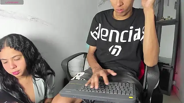 afrodita n ares online show from November 25, 2025, 7:47 pm