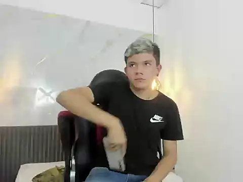 AndyFame1 online show from February 17, 2026, 6:16 pm