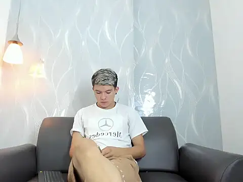 AndyFame1 online show from February 15, 2026, 12:04 pm