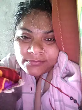 couple 71 online show from February 8, 2026, 5:10 pm