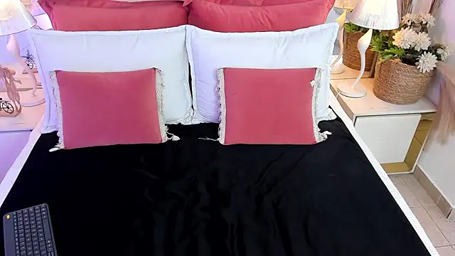 LilBoonew online show from October 11, 2025, 12:28 pm