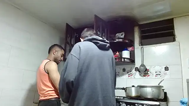 Snapshot of Maiki_Foxx chatting on November 20, 2025, 2:01 am Maiki Foxx online show from November 20, 2025, 2:01 am