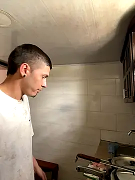 Snapshot of Maiki_Foxx chatting on October 25, 2025, 7:58 pm Maiki Foxx online show from October 25, 2025, 7:58 pm