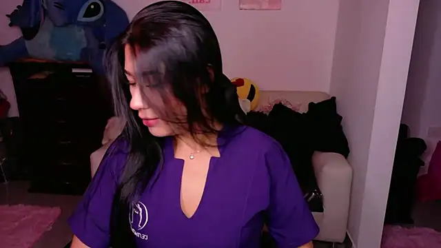 evelyn ch  online show from March 7, 2026, 5:07 pm