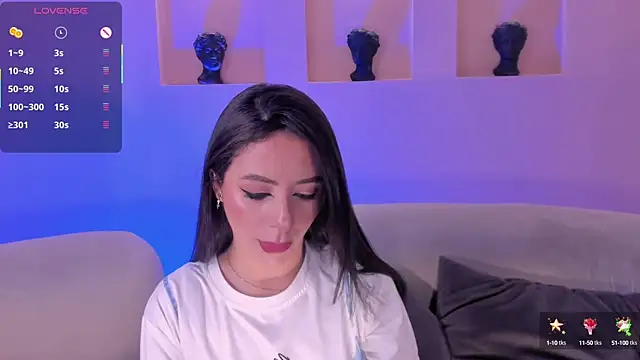 IsabellaMoreau online show from September 20, 2025, 7:52 pm