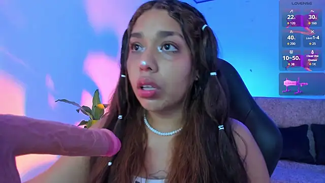 Snapshot of giselle_upp chatting on November 27, 2025, 2:34 am giselle upp online show from November 27, 2025, 2:34 am