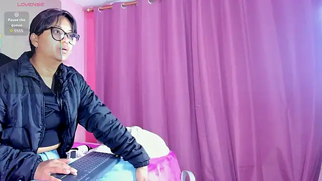 Azul Moon online show from November 25, 2025, 3:51 am