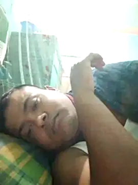 CatchingBouquet online show from November 17, 2025, 4:55 pm