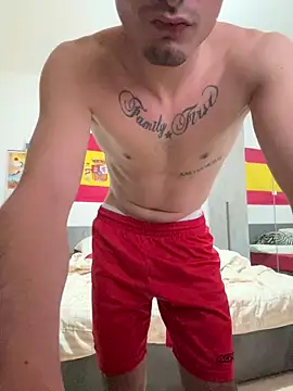 JJkim00 online show from April 28, 2026, 10:03 pm