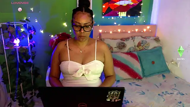 katherinnyazz online show from October 30, 2025, 7:39 am