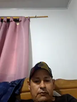 Snapshot of Elvergalarga1601 chatting on July 20, 2026, 6:32 pm Elvergalarga1601 online show from July 20, 2026, 6:32 pm