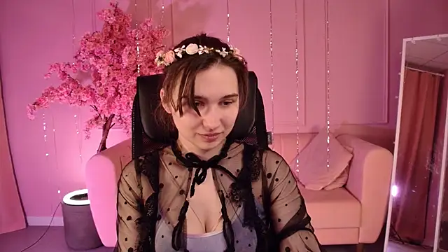 TessaMill online show from March 10, 2026, 9:13 am