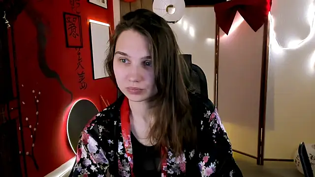 TessaMill online show from February 10, 2026, 5:39 am