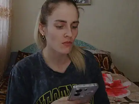 Snapshot of JayeTyler chatting on December 18, 2025, 7:46 am JayeTyler online show from December 18, 2025, 7:46 am