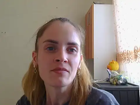 Snapshot of JayeTyler chatting on November 14, 2025, 7:56 am JayeTyler online show from November 14, 2025, 7:56 am