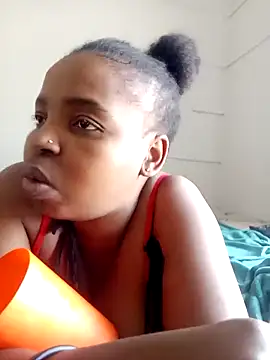 Snapshot of ShySexyBaddiexx chatting on October 25, 2025, 11:31 am ShySexyBaddiexx online show from October 25, 2025, 11:31 am