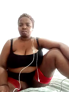 Snapshot of ShySexyBaddiexx chatting on October 14, 2025, 12:50 pm ShySexyBaddiexx online show from October 14, 2025, 12:50 pm