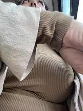 oh nina online show from September 11, 2025, 9:04 pm