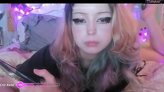 Snapshot of bunnyislewd chatting on May 9, 2026, 3:21 am bunnyislewd online show from May 9, 2026, 3:21 am